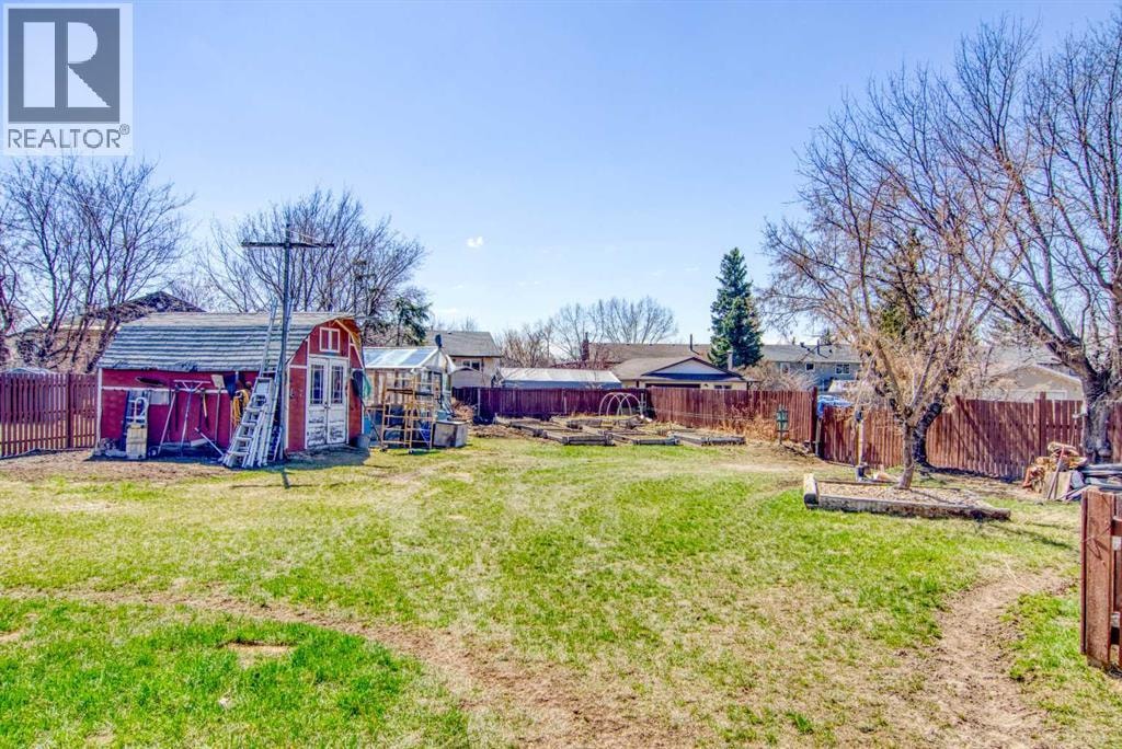 640 Mcculloch Crescent — photo 35