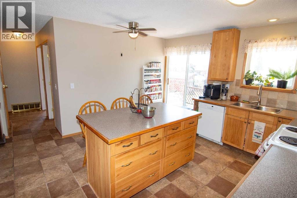 640 Mcculloch Crescent — photo 9