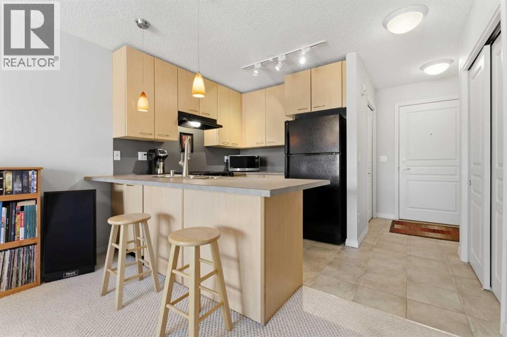 430, 22 Richard Place SW — photo 8