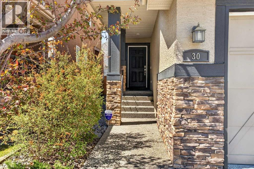30 Cranarch Circle SE — photo 2