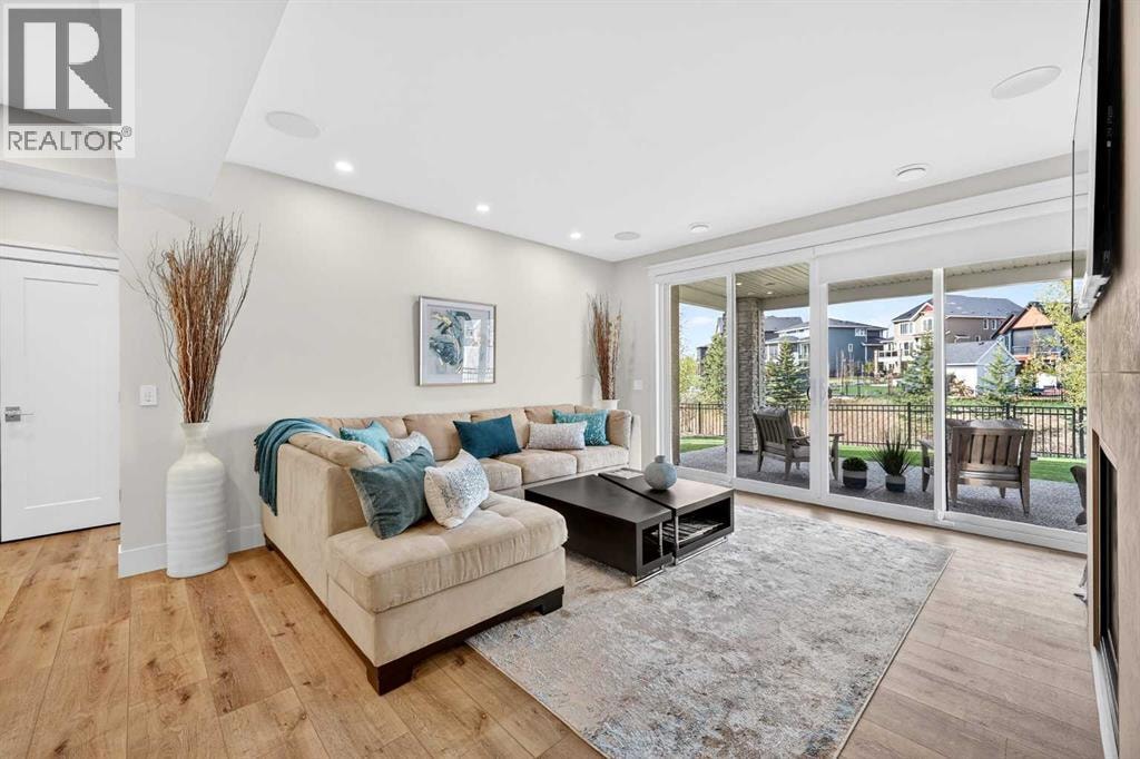 45 Cranbrook Rise SE — photo 5