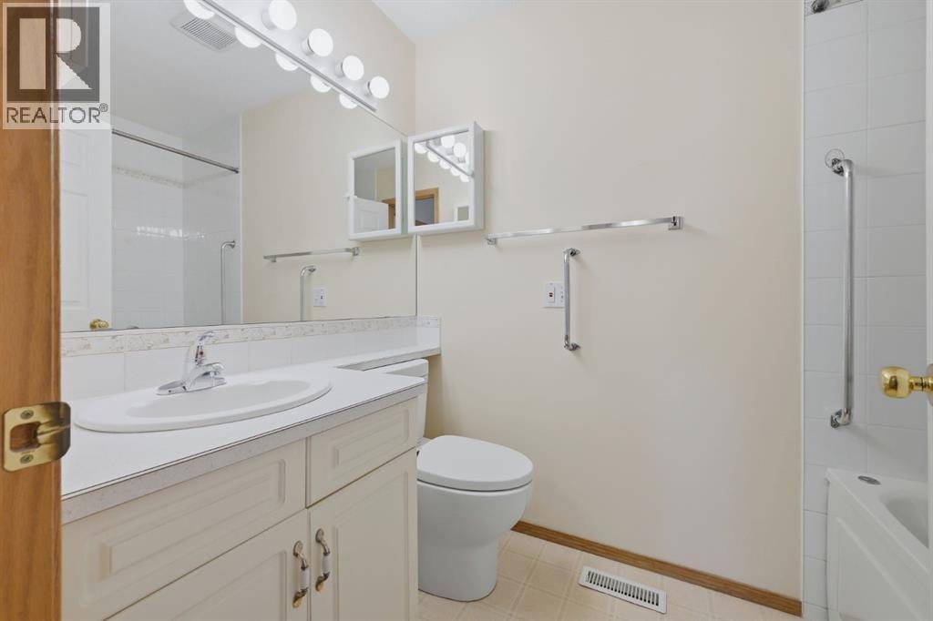 112 Dovista Court SE — photo 16
