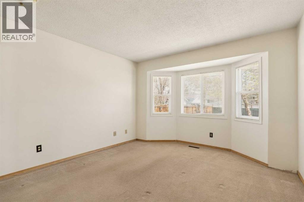 404 Manora Way NE — photo 13