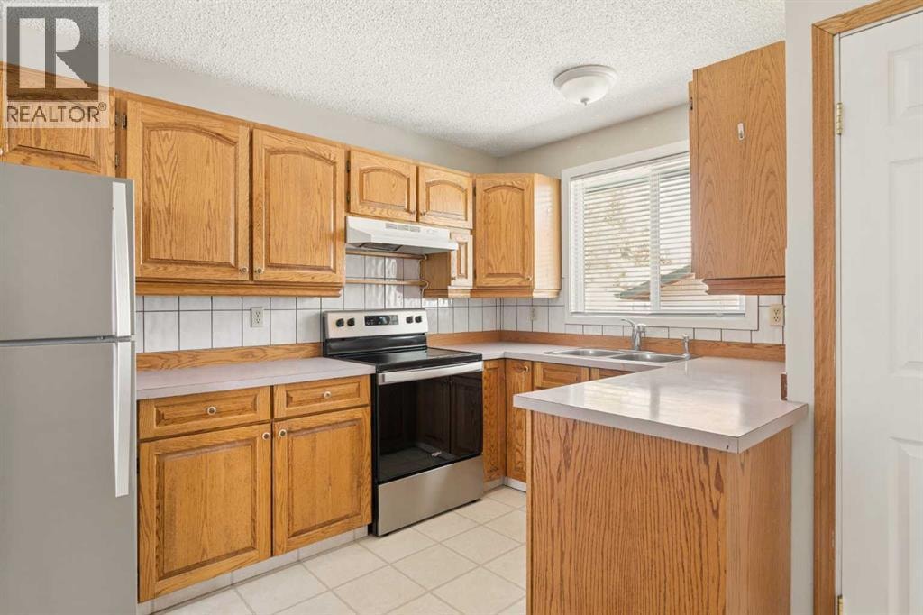 404 Manora Way NE — photo 16