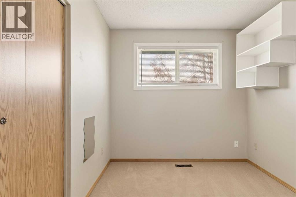 404 Manora Way NE — photo 15