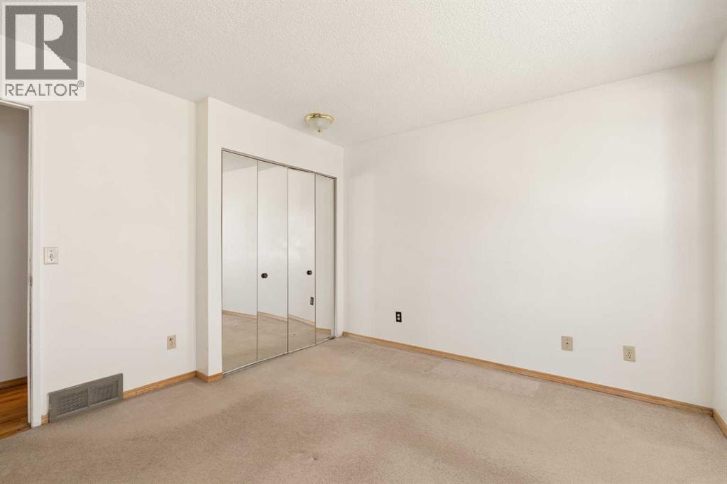 404 Manora Way NE — photo 14