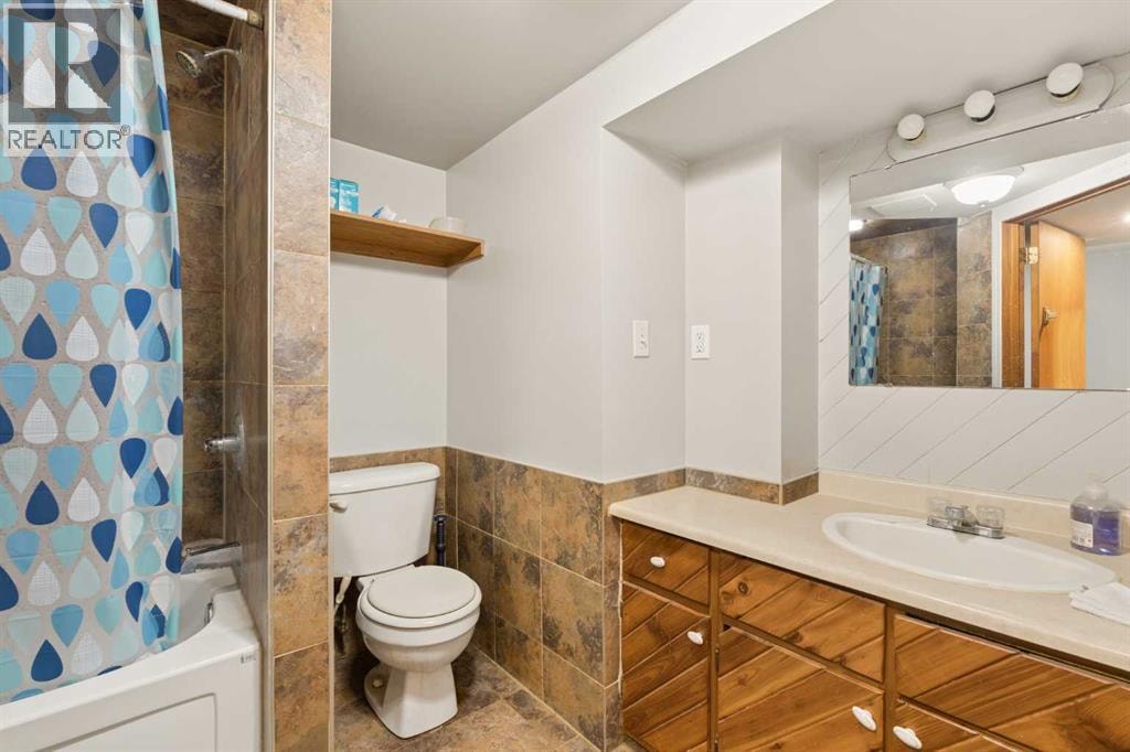 404 Manora Way NE — photo 26
