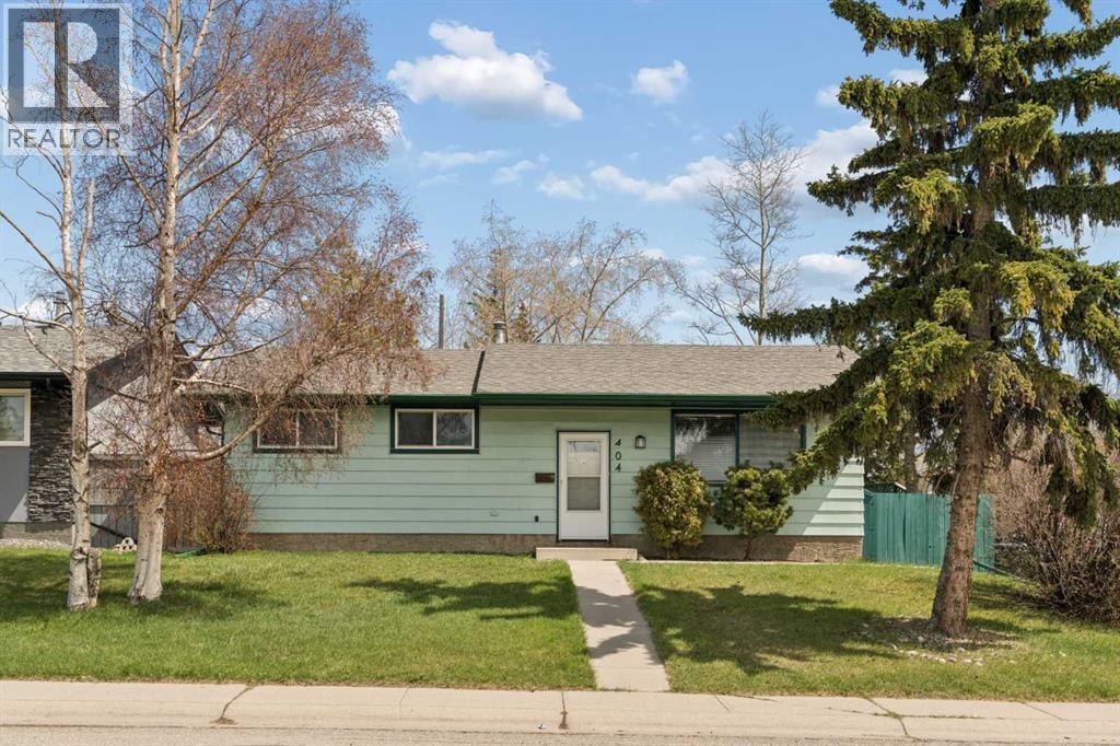 404 Manora Way NE — photo 4
