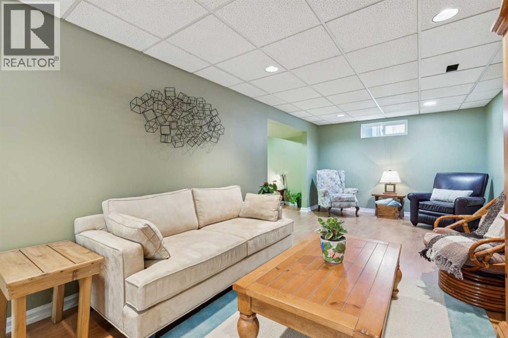748 Archwood Road SE — photo 22