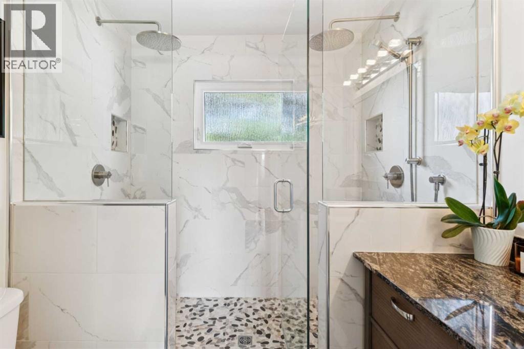 748 Archwood Road SE — photo 9