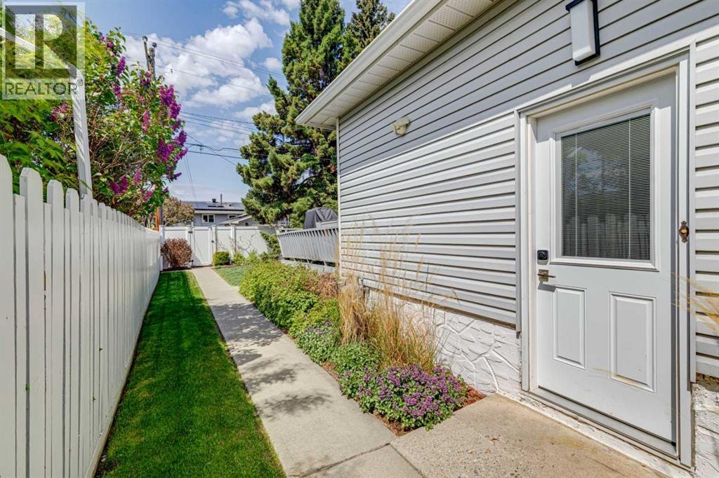 748 Archwood Road SE — photo 28