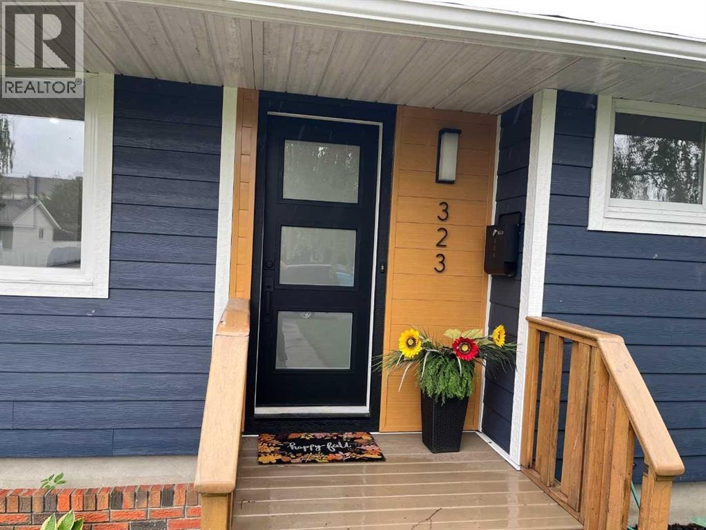 323 84 Avenue SE — photo 3