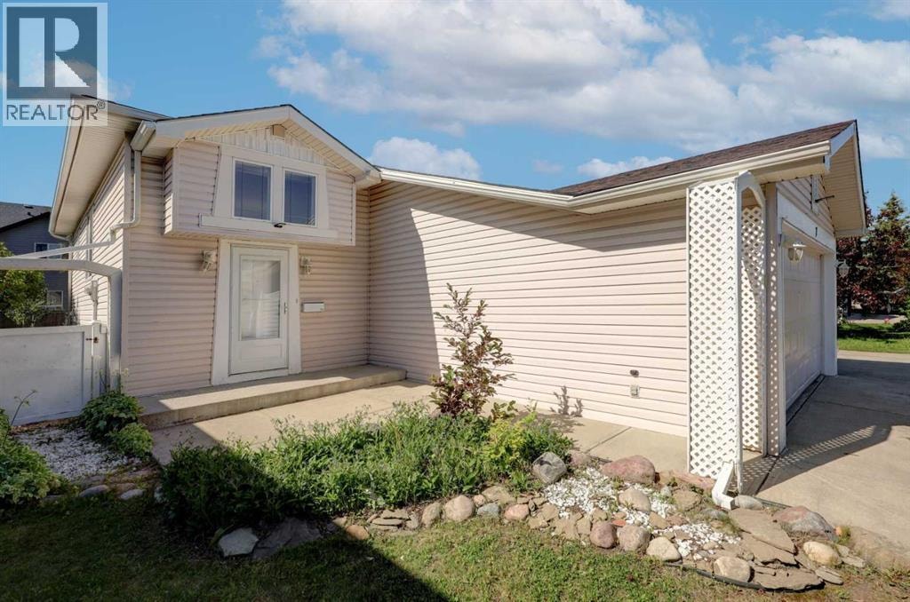 7 Canoe Close — photo 2