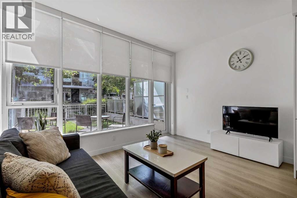 110, 138 Waterfront Court SW — photo 4