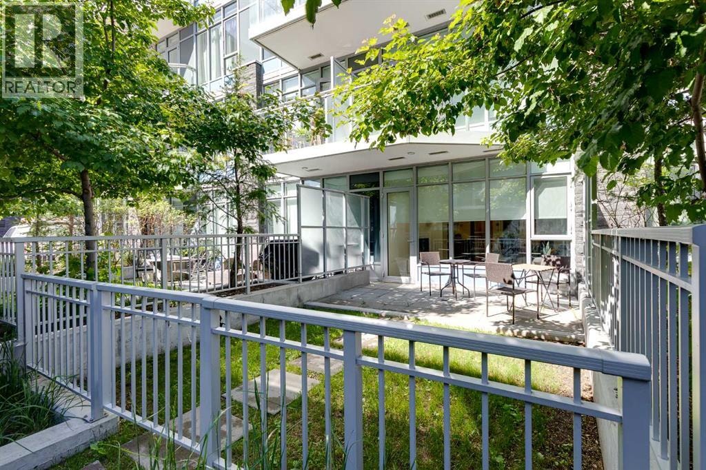 110, 138 Waterfront Court SW — photo 22