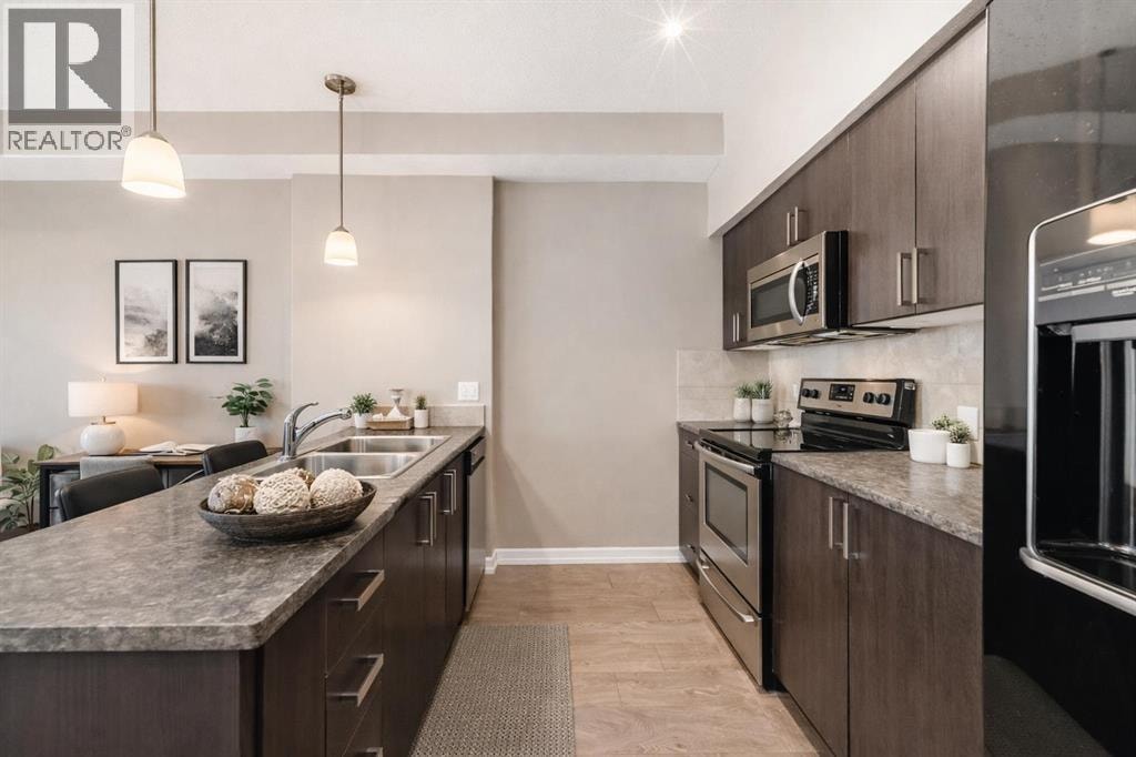 311, 117 Copperpond Common SE — photo 4