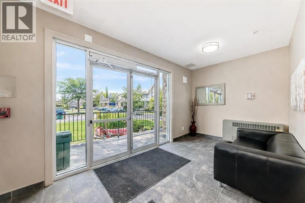 311, 117 Copperpond Common SE — photo 13