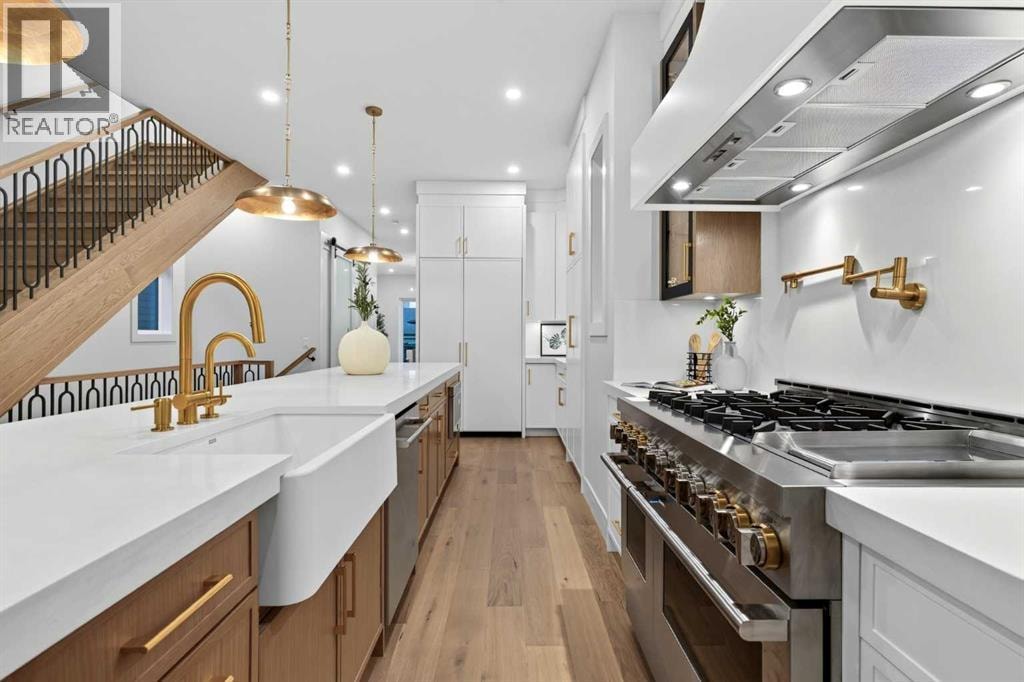 727 15 Street NW — photo 3