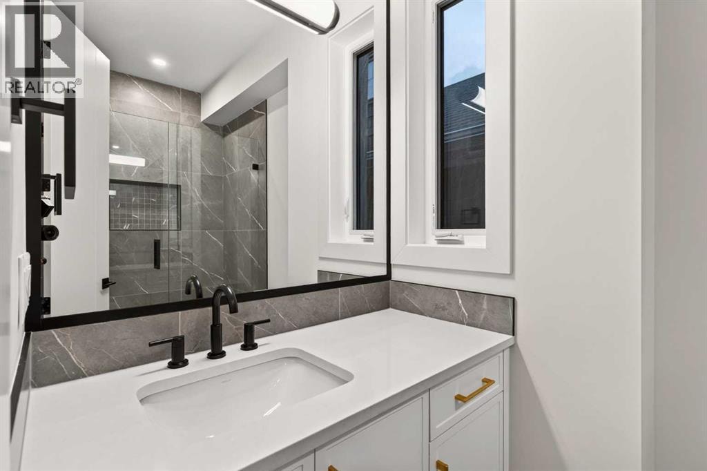 727 15 Street NW — photo 39