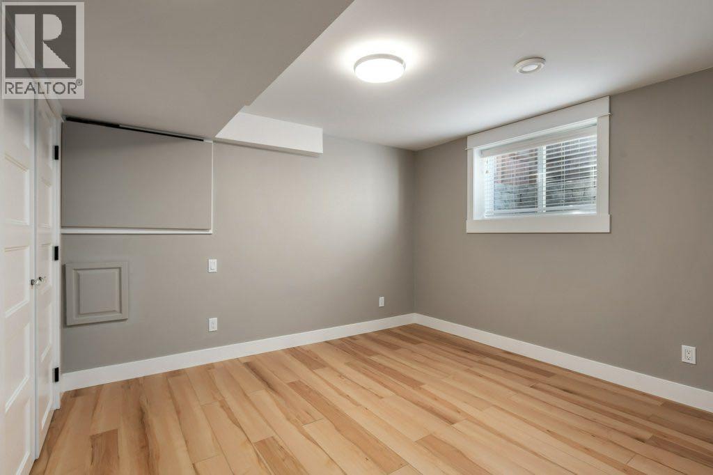 9504 3 Street SE — photo 24