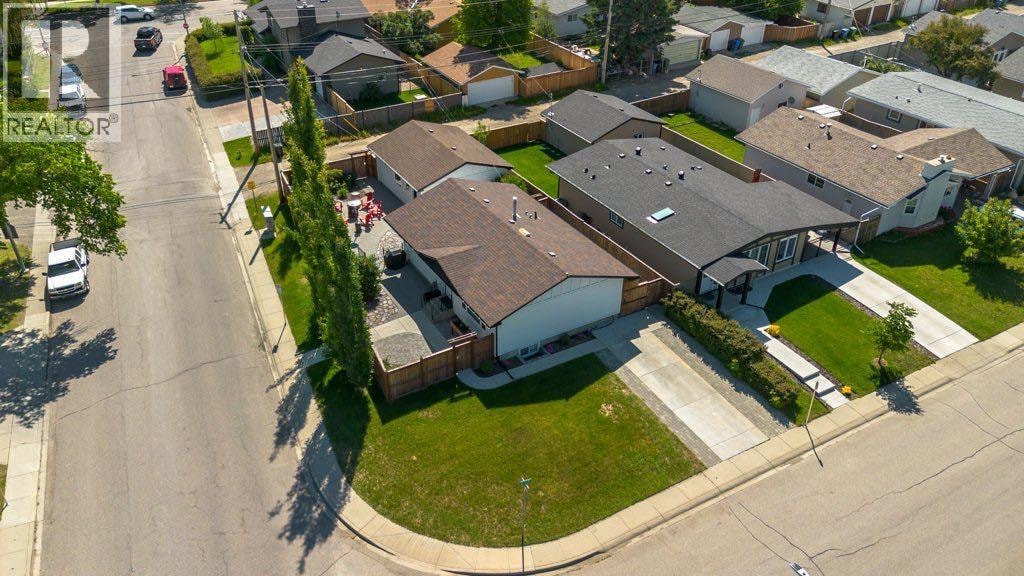 9504 3 Street SE — photo 38