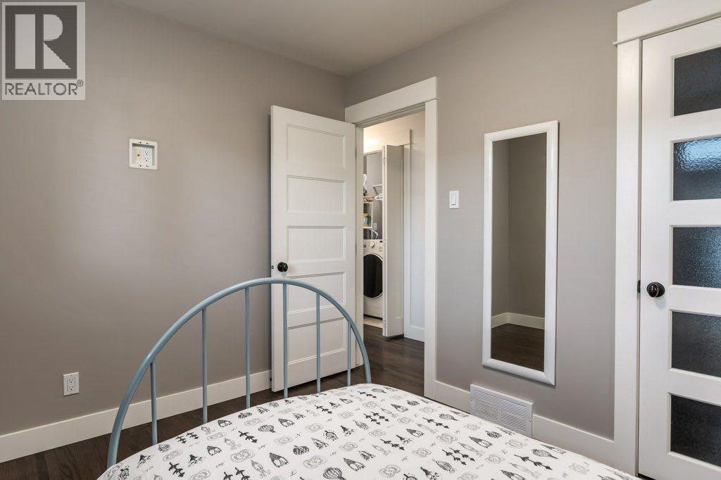 9504 3 Street SE — photo 16