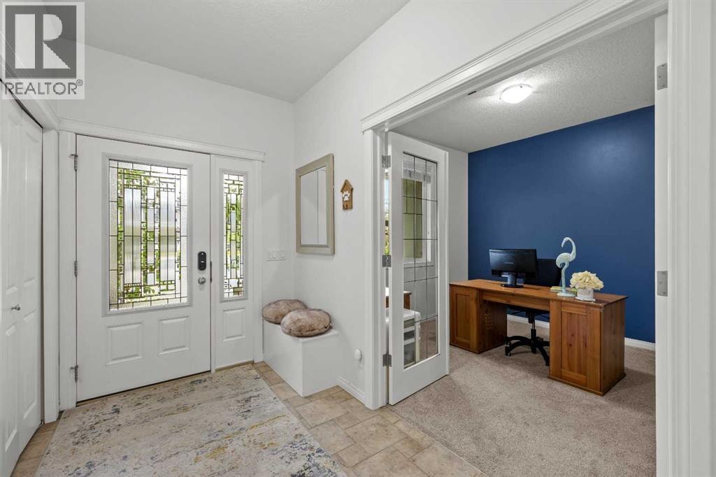 318 Coopers Drive SW — photo 8