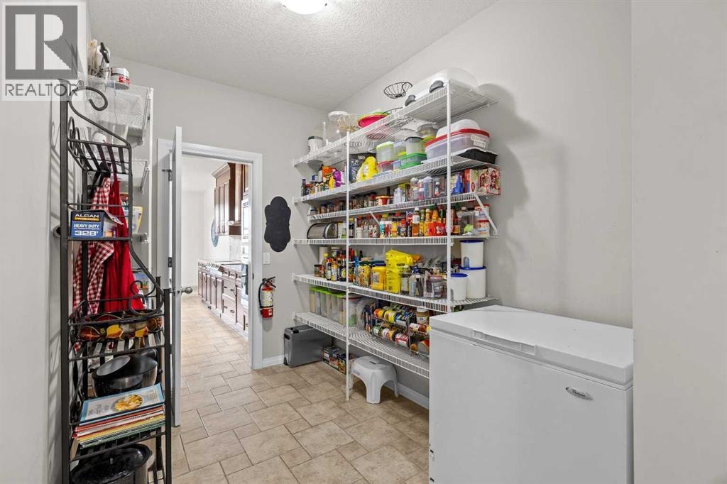 318 Coopers Drive SW — photo 16