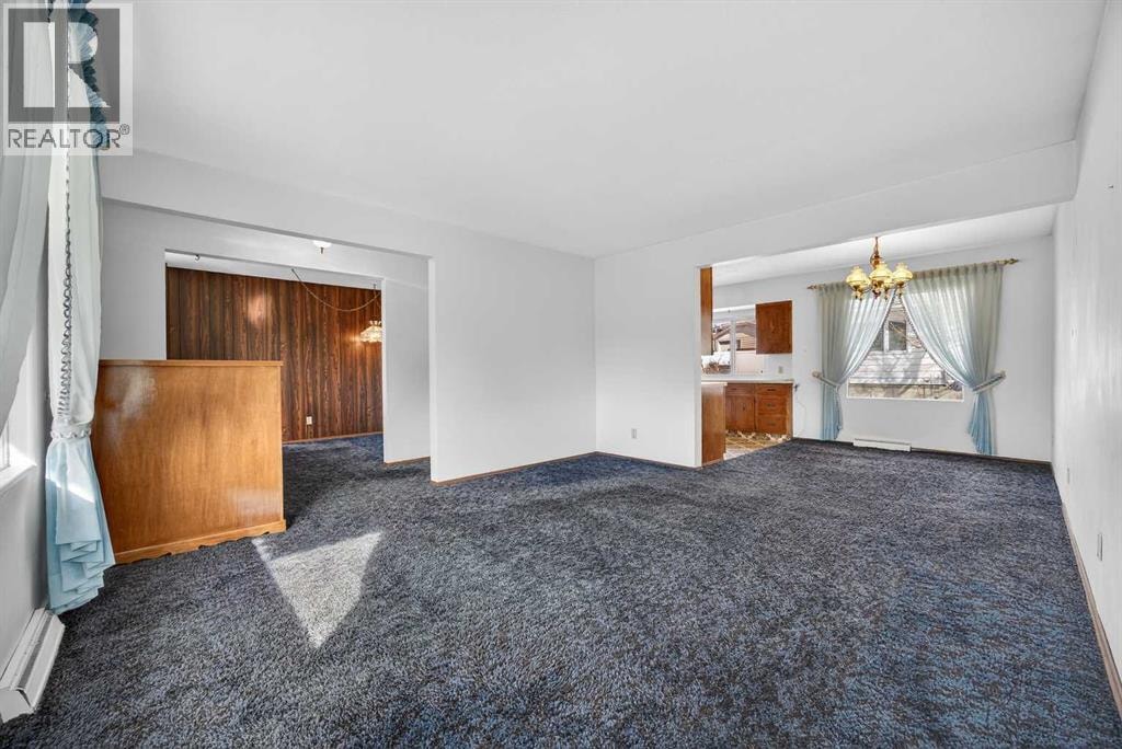 1124 31 Avenue NW — photo 7