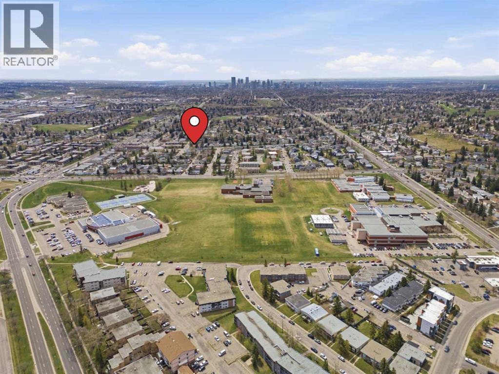 6215 Thorncliffe Drive NW — photo 37
