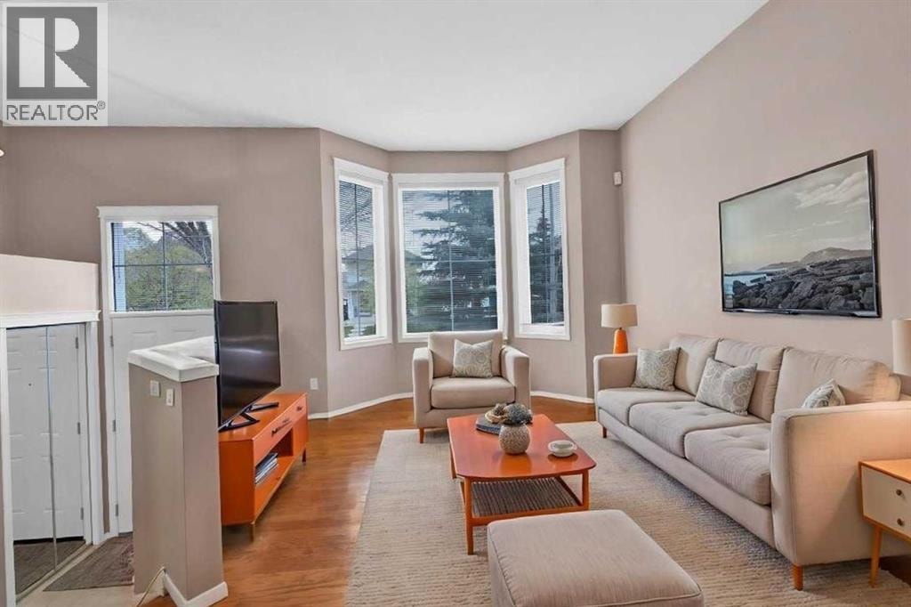 231 Tuscany Drive NW — photo 2