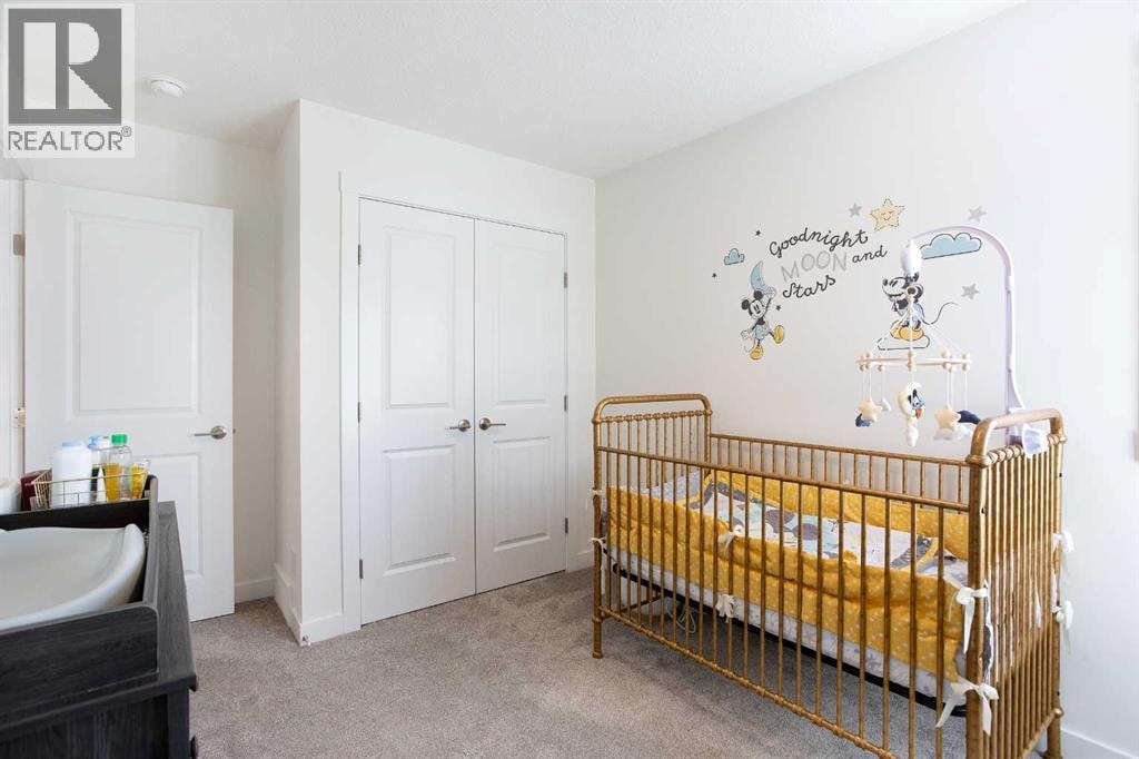 152 Cranbrook Gardens SE — photo 17