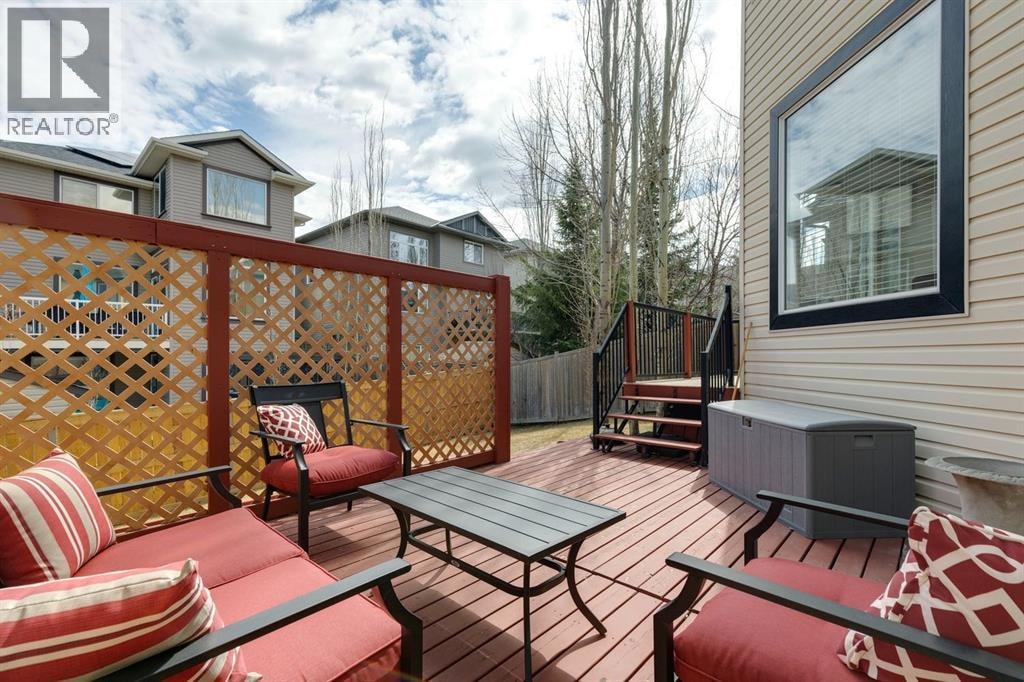 42 Cresthaven Way SW — photo 9