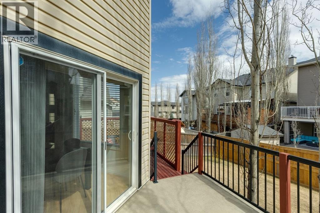 42 Cresthaven Way SW — photo 8