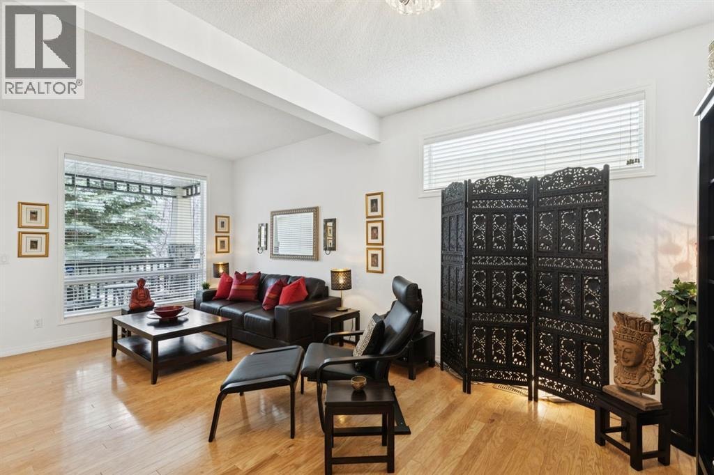 42 Cresthaven Way SW — photo 12