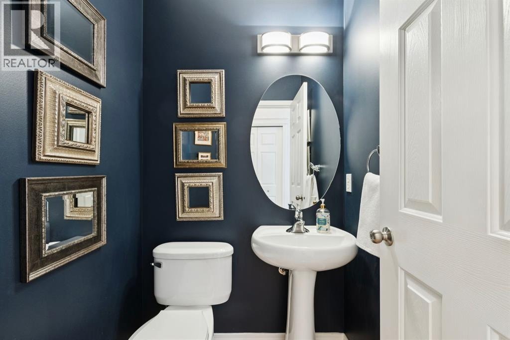 42 Cresthaven Way SW — photo 15
