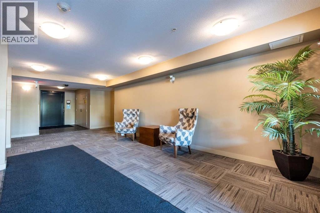 8112, 403 Mackenzie Way SE — photo 6