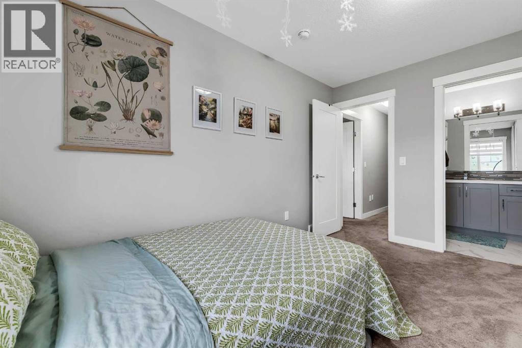 236 Nolanhurst Crescent NW — photo 38