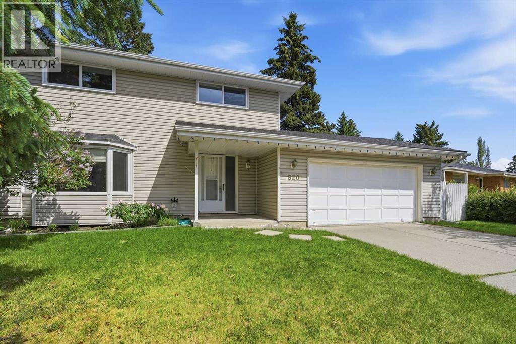820 Canford Crescent SW — photo 2