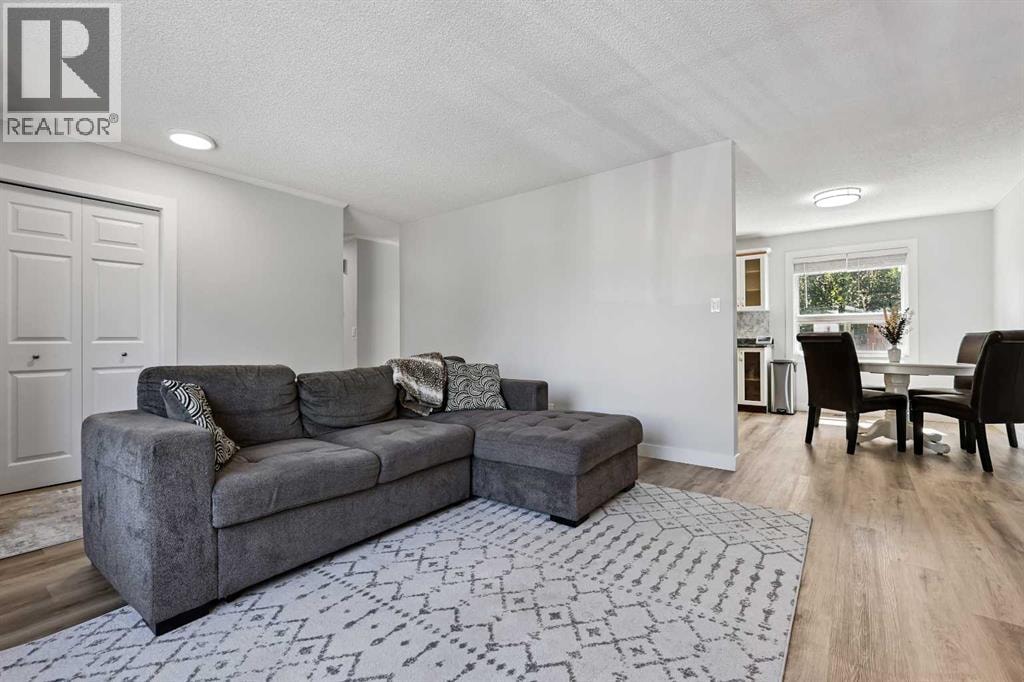 309 Olympia Drive SE — photo 6