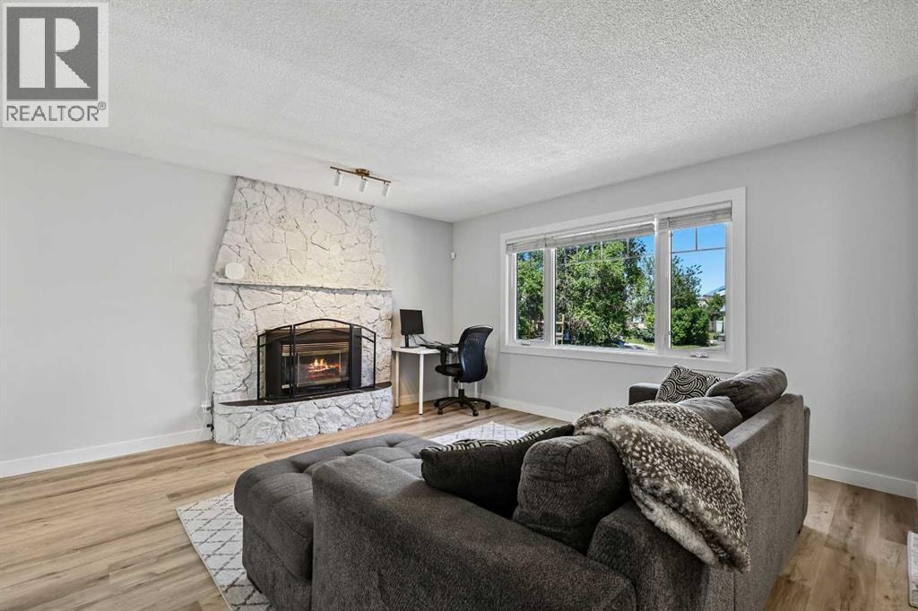 309 Olympia Drive SE — photo 4
