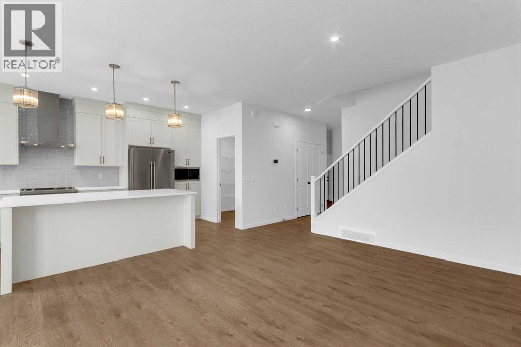 102 Setonstone Manor SE — photo 8