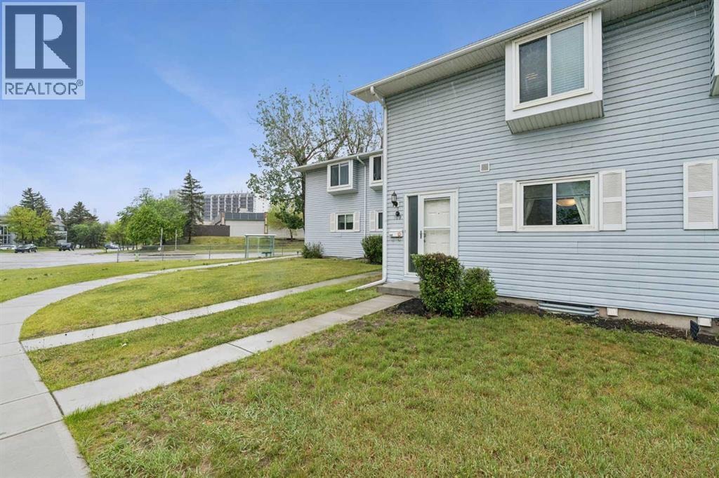109, 4810 40 Avenue SW — photo 2