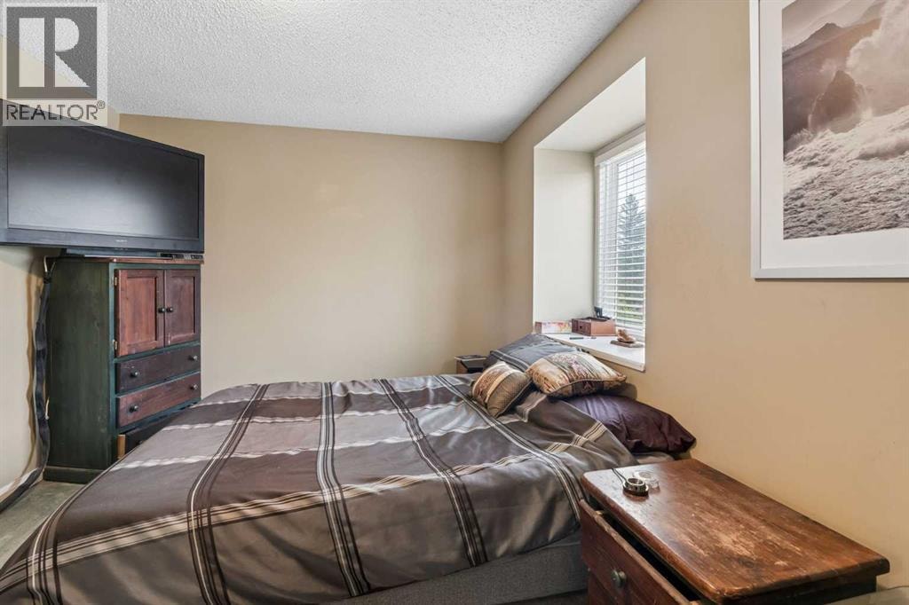 109, 4810 40 Avenue SW — photo 14