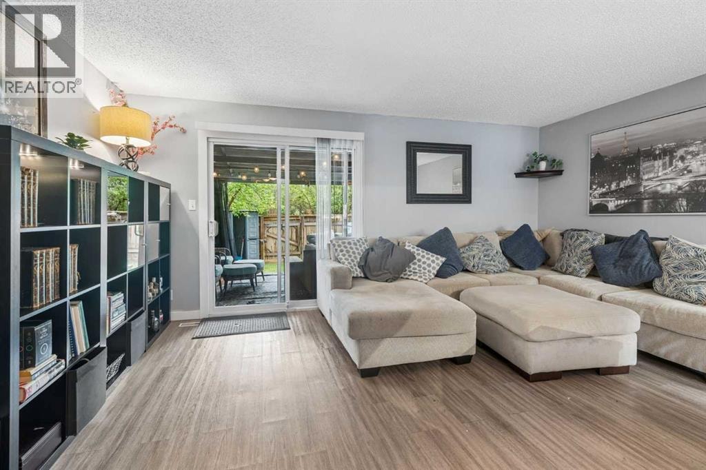 109, 4810 40 Avenue SW — photo 11