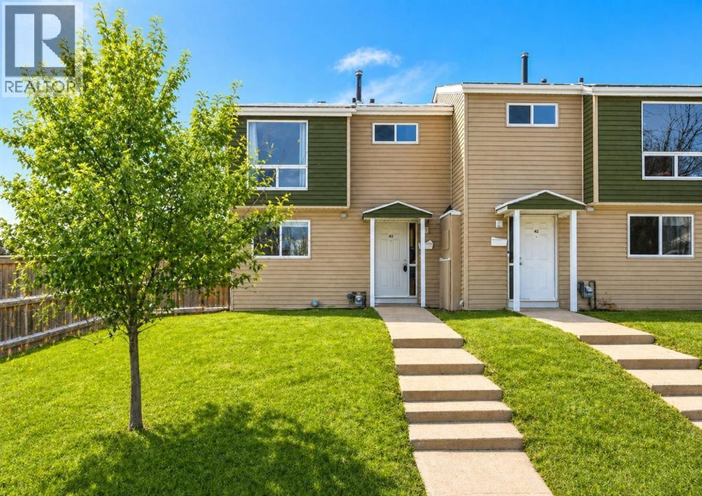 43, 5425 Pensacola Crescent SE