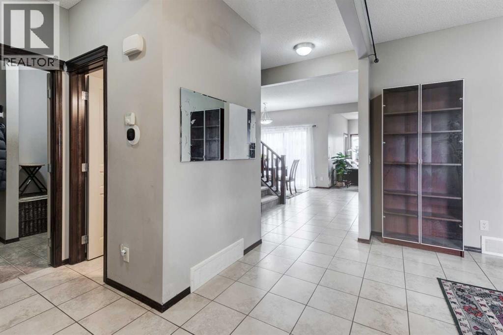 42 Everoak Green SW — photo 3