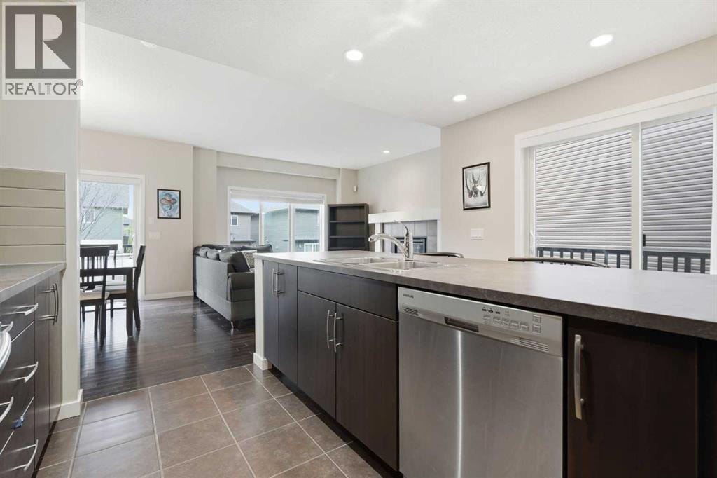 31 Evansridge Crescent NW — photo 14
