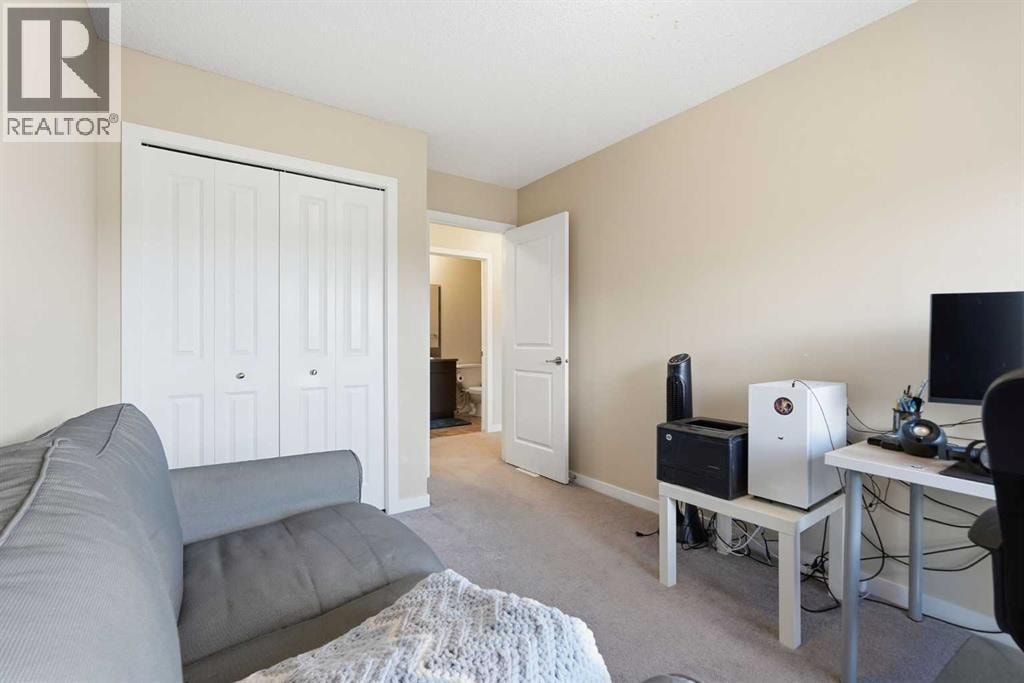 31 Evansridge Crescent NW — photo 33