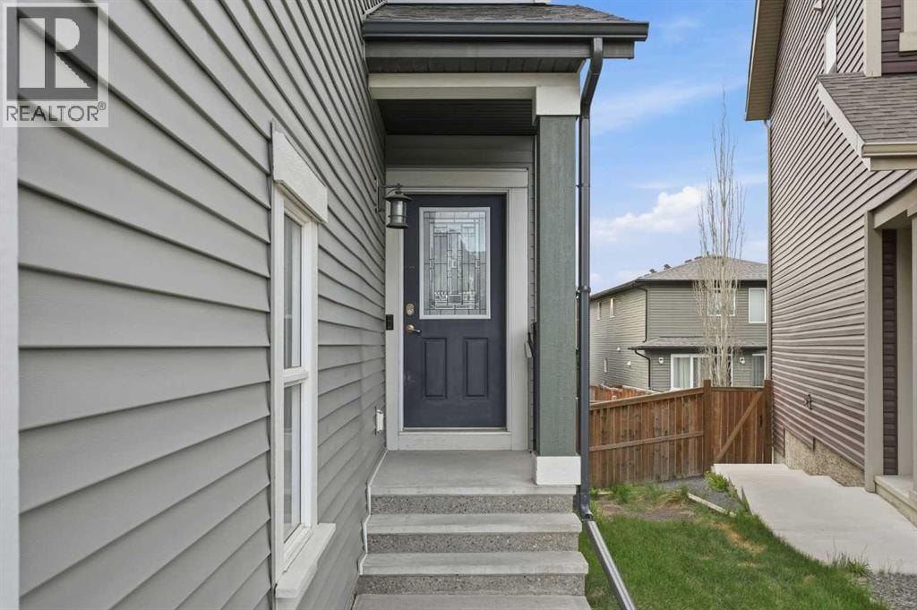 31 Evansridge Crescent NW — photo 3